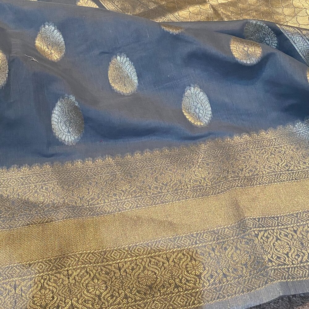 Soft Banarasi Saree in Dusty Gray with Rich Zari Border & Pallu